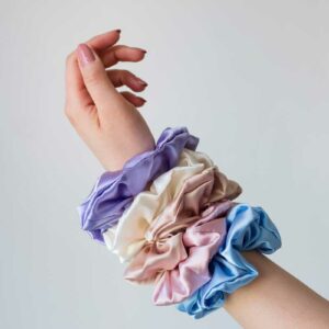 Silk-Scrunchie-and-Hair-Band silkandpink